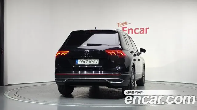 Volkswagen Tiguan 2nd Gen — Фото автомобиля 4