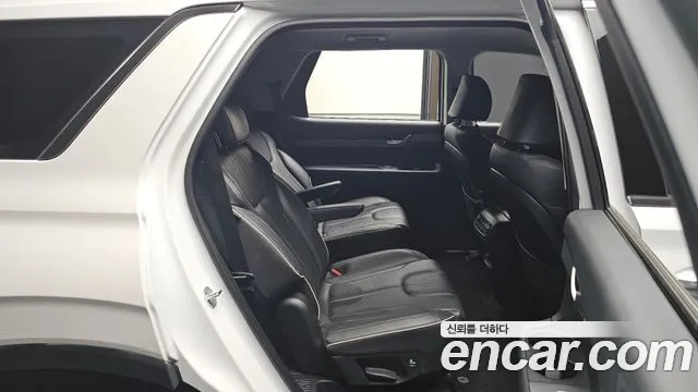 Hyundai Palisade Palisade Дизель 2.2 2WD — Фото автомобиля 26