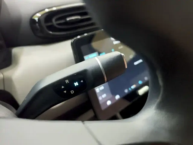 Leapmotor T03 — Фото автомобиля 13