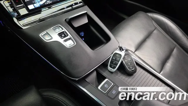 Hyundai Grandeur New — Фото автомобиля 9