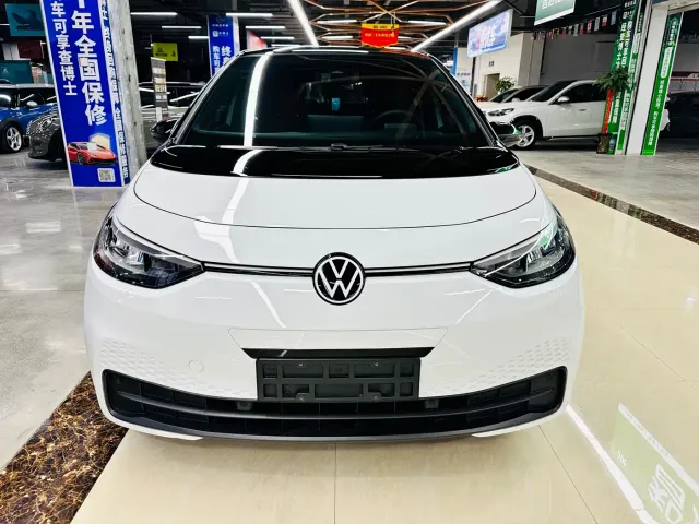 Volkswagen ID.3 — Фото автомобиля 8