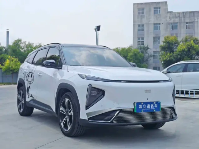 Geely Galaxy L7 — Фото автомобиля 3