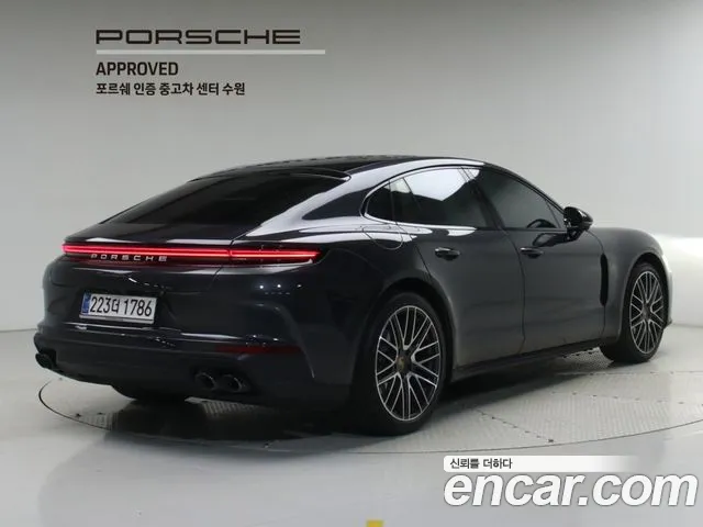 Porsche Panamera — Фото автомобиля 2