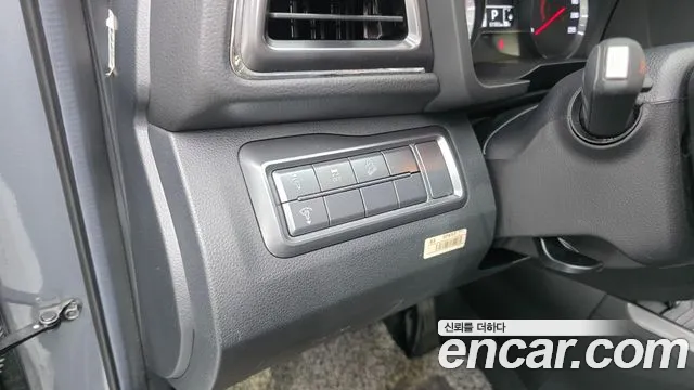 KG_Mobility_Ssangyong TIBOLI Very New Tivoli Бензин 1.5 2WD — Фото автомобиля 12
