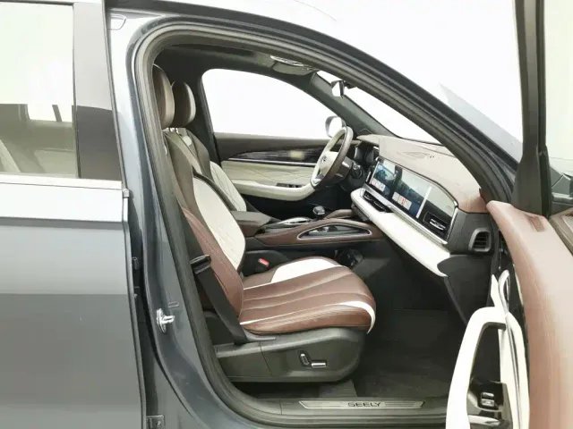Geely Xingyue L — Фото автомобиля 23