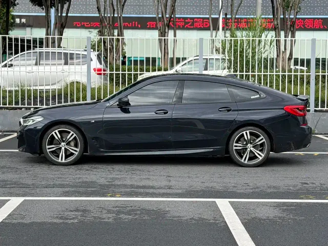 BMW 6 Series Gran Turismo — Фото автомобиля 12