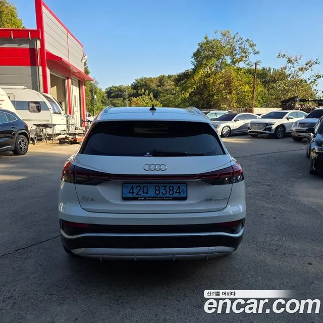 Audi Q4 e-tron F4 — Фото автомобиля 5