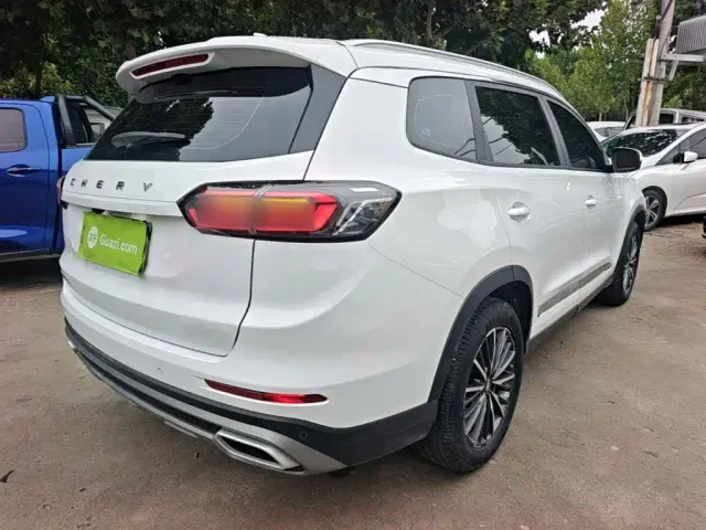 Chery Tiggo 8 — Фото автомобиля 6