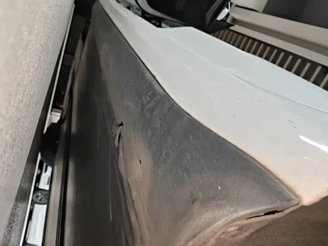 Tesla Model 3 — Фото автомобиля 21