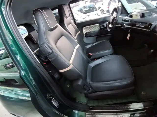 Baojun KiWi EV — Фото автомобиля 24