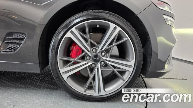 Genesis G70 New — Фото автомобиля 5