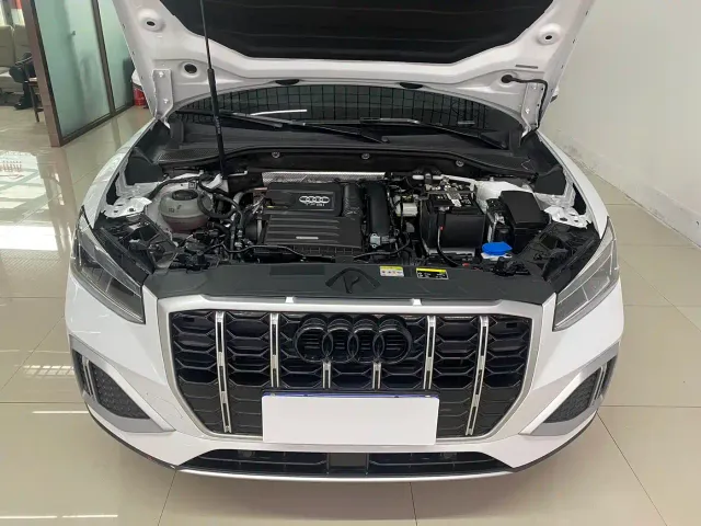 Audi Q2L — Фото автомобиля 21