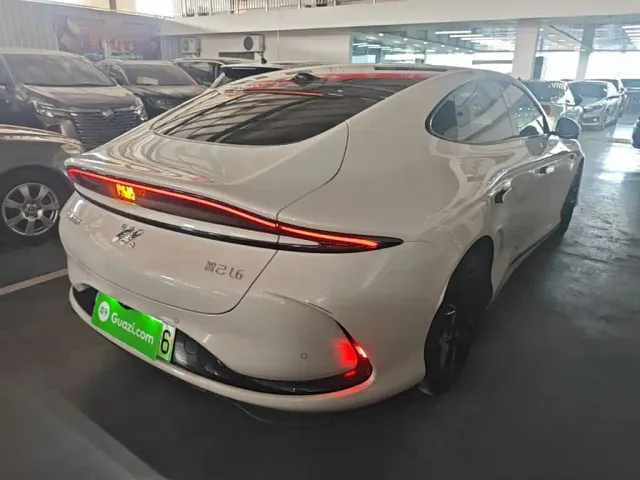 IM Motors L6 — Фото автомобиля 4