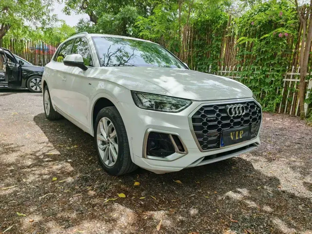 Audi Q5L — Фото автомобиля 3