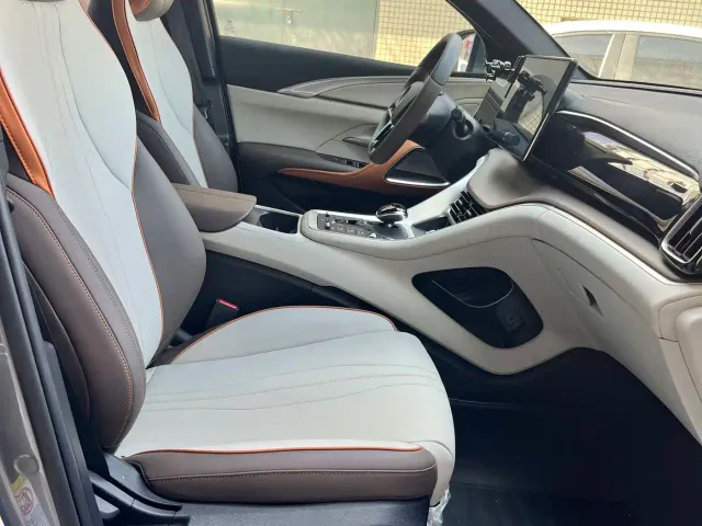 BYD Song Pro — Фото автомобиля 8