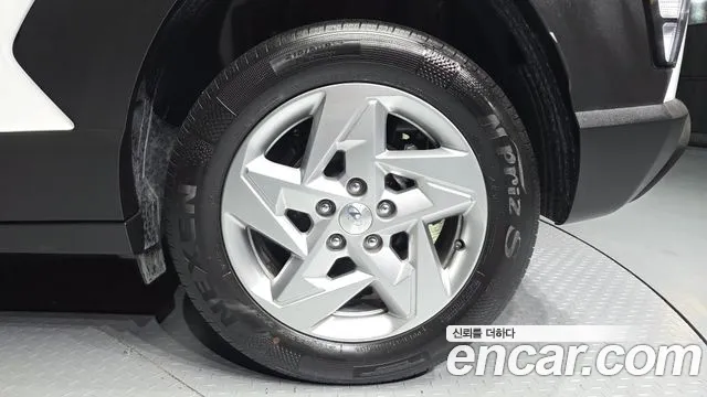 Hyundai Kona — Фото автомобиля 6