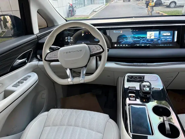 Forthing Xinghai V9 — Фото автомобиля 22