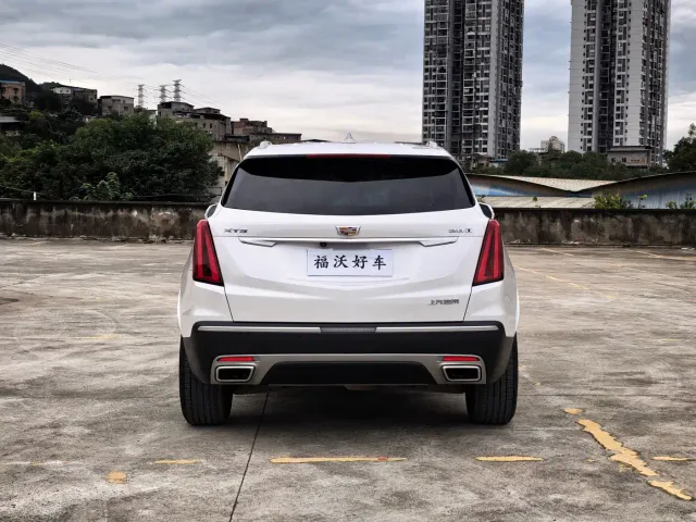 Cadillac XT5 — Фото автомобиля 4
