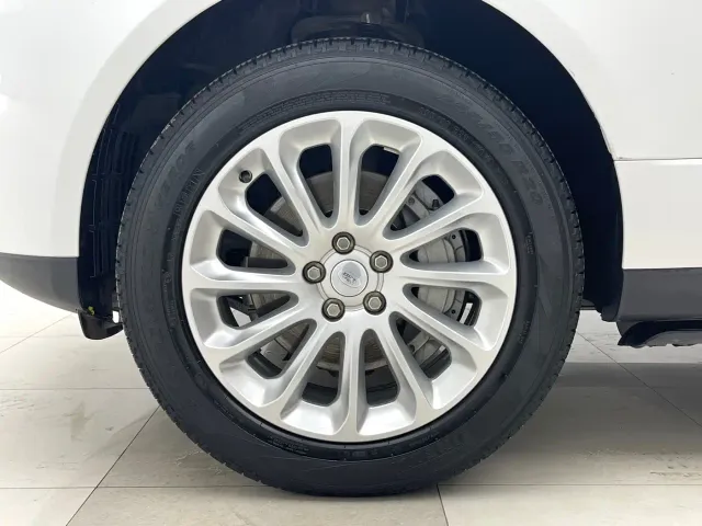 Land Rover Range Rover — Фото автомобиля 21