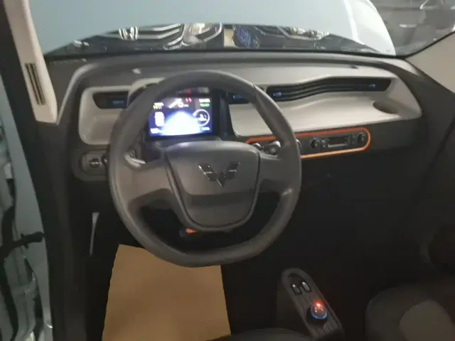 Wuling Hongguang Mini EV — Фото автомобиля 10