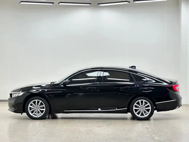 Honda Accord — Фото автомобиля 7