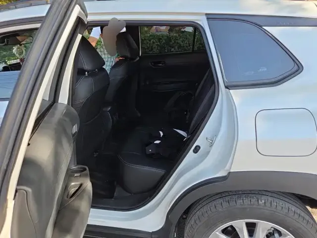 Toyota Corolla Cross — Фото автомобиля 11