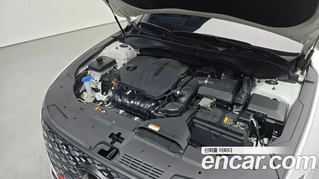 Hyundai Grandeur New — Фото автомобиля 9