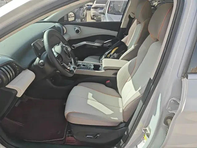 BYD Yuan PLUS — Фото автомобиля 14