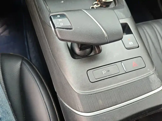 Changan Eado — Фото автомобиля 13