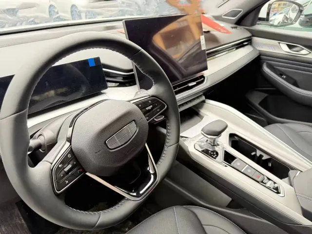 Geely Xingrui — Фото автомобиля 14