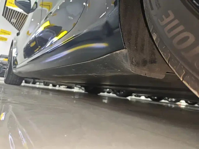 Tesla Model 3 — Фото автомобиля 21