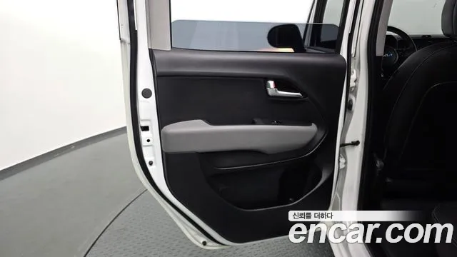 Kia RAY Новый Kia Ray Signature — Фото автомобиля 19