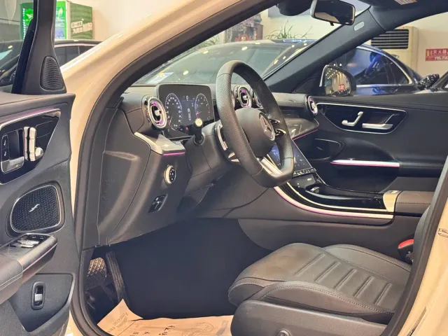 Mercedes-Benz C-Class — Фото автомобиля 6