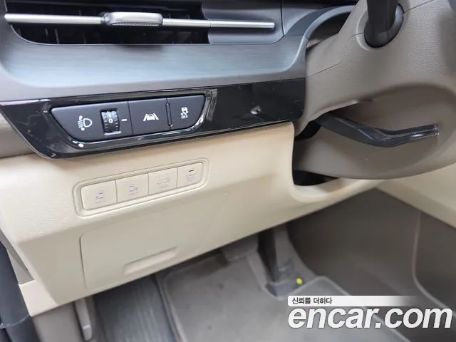Kia Carnival 4th Gen — Фото автомобиля 28