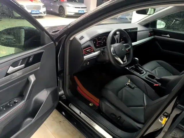 Volkswagen Lavida 2024 Model 300TSI DSG Starlight Leading Edition — Фото автомобиля 15