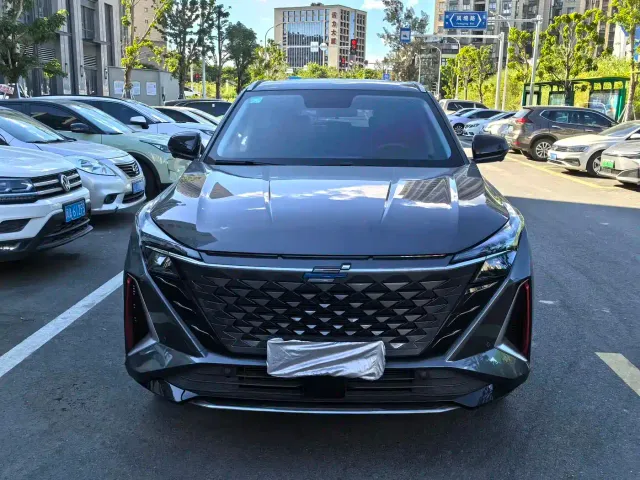 Changan Z6 — Фото автомобиля 2