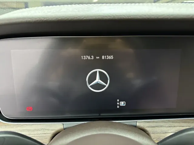 Mercedes-Benz E-Class — Фото автомобиля 17
