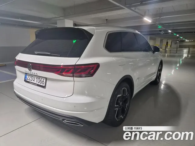 Volkswagen Touareg Touareg 3 поколение 3.0 TDI Prestige — Фото автомобиля 2