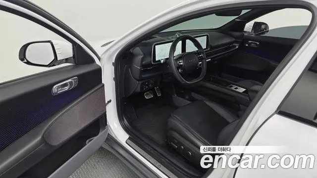 Hyundai Ioniq 6 — Фото автомобиля 10
