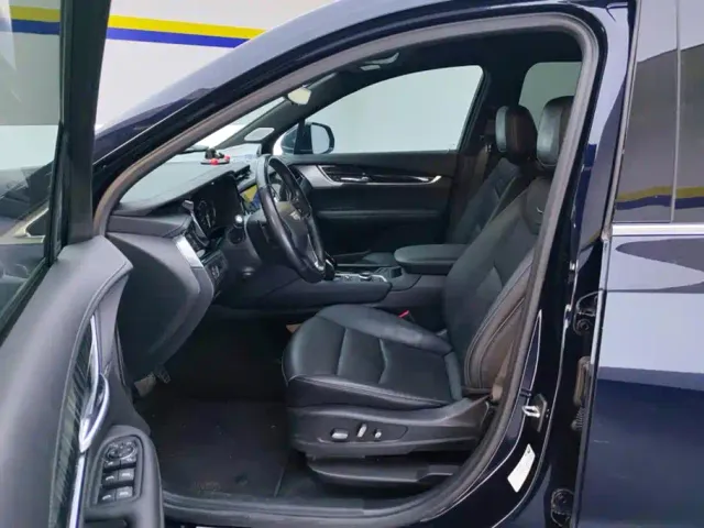 Cadillac XT6 — Фото автомобиля 9