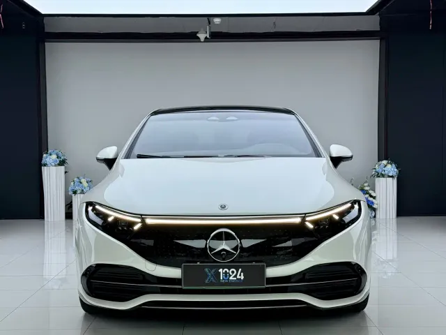 Mercedes-Benz EQS — Фото автомобиля 2
