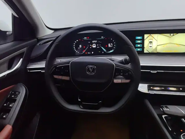 Changan Eado — Фото автомобиля 15