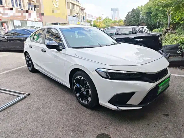 Honda Civic — Фото автомобиля 3
