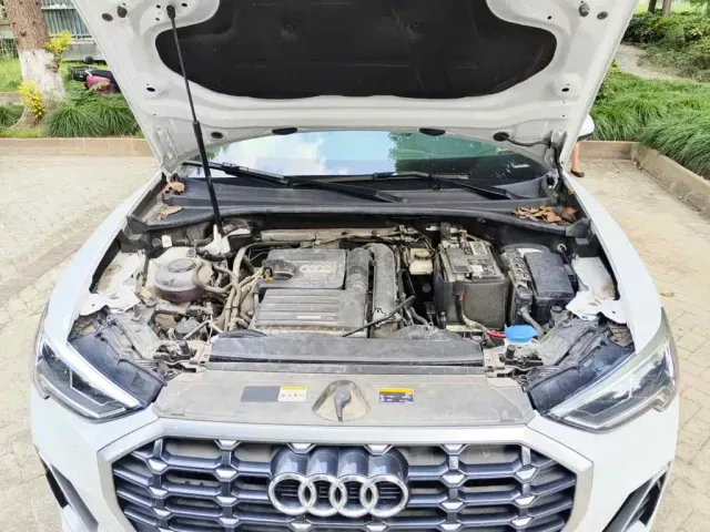 Audi Q3 — Фото автомобиля 3