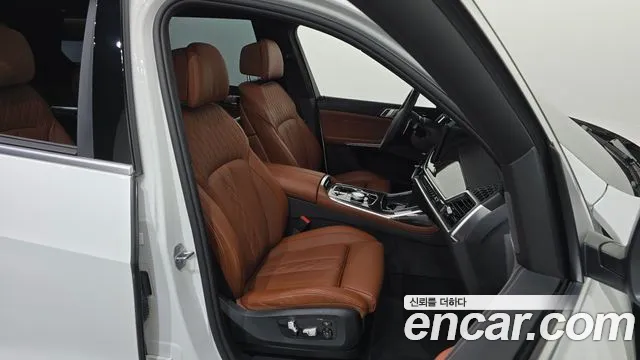 BMW X7 — Фото автомобиля 21