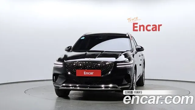 Genesis GV70 2.5T Бензин AWD — Фото автомобиля 2