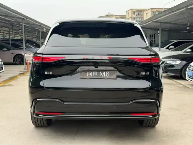 Aito M6 — Фото автомобиля 8