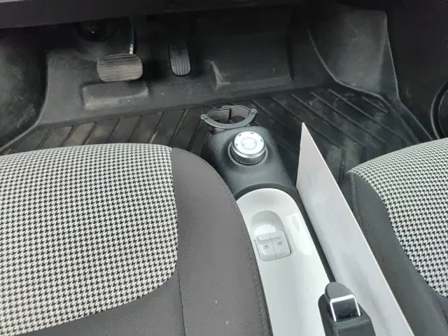 Wuling Hongguang Mini EV — Фото автомобиля 13