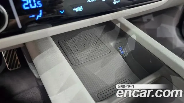 Hyundai Ioniq 6 — Фото автомобиля 27