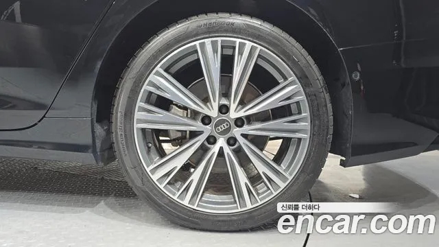 Audi A6 45 TFSI quattro Premium — Фото автомобиля 19